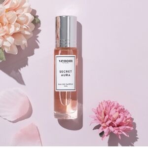 Secret Aura Eau de Parfum - By Venom